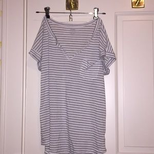 Old Navy- Relaxed T- shirt